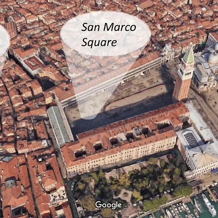 Ca' Vallaresso_living San Marco Square! *
